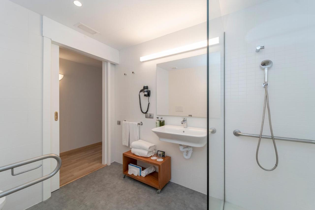 Artiem Apartamentos Mahón Eksteriør billede