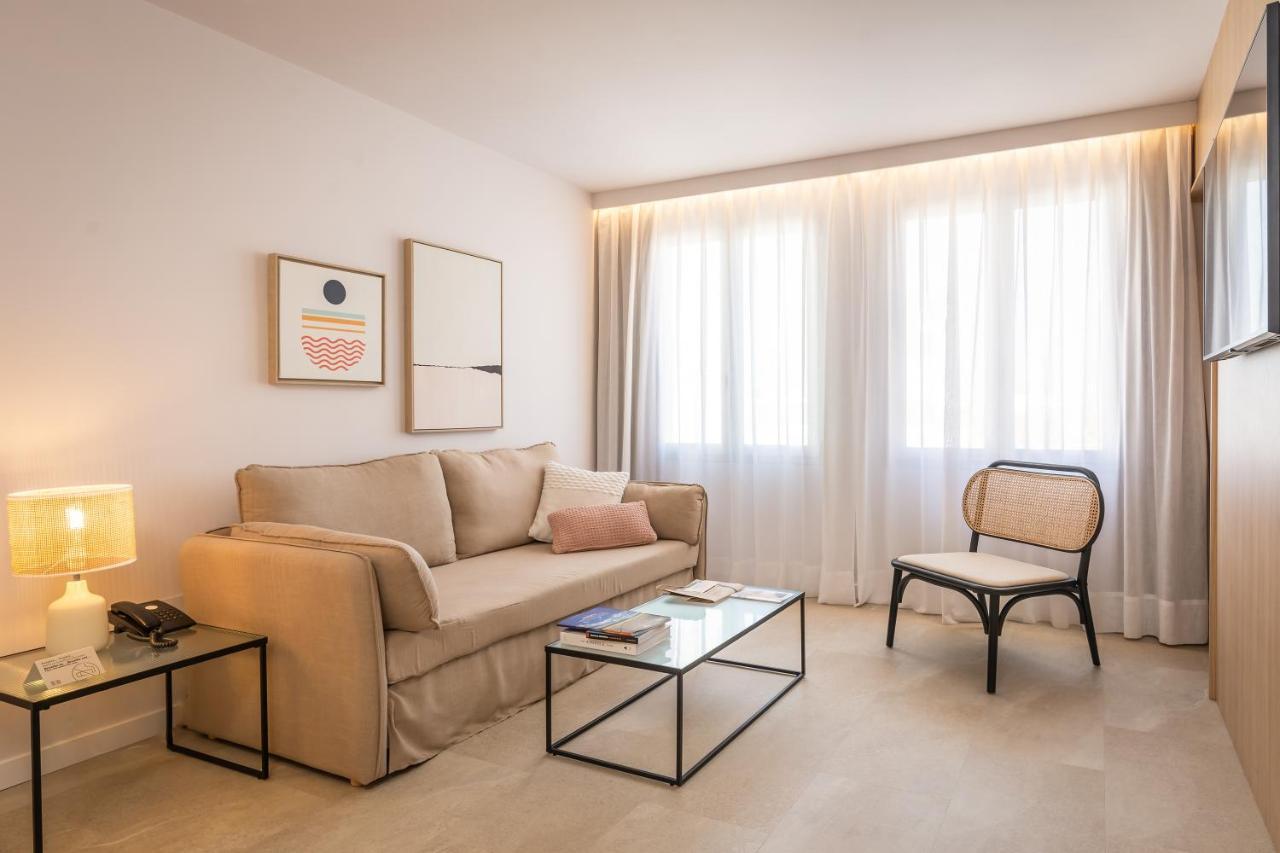 Artiem Apartamentos Mahón Eksteriør billede